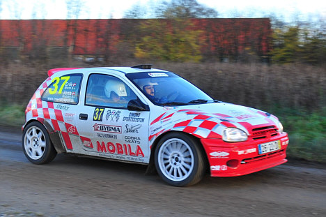 Jens Nielsen kører kun lejlighedsvist rally, men han kan stadig køre stærkt.